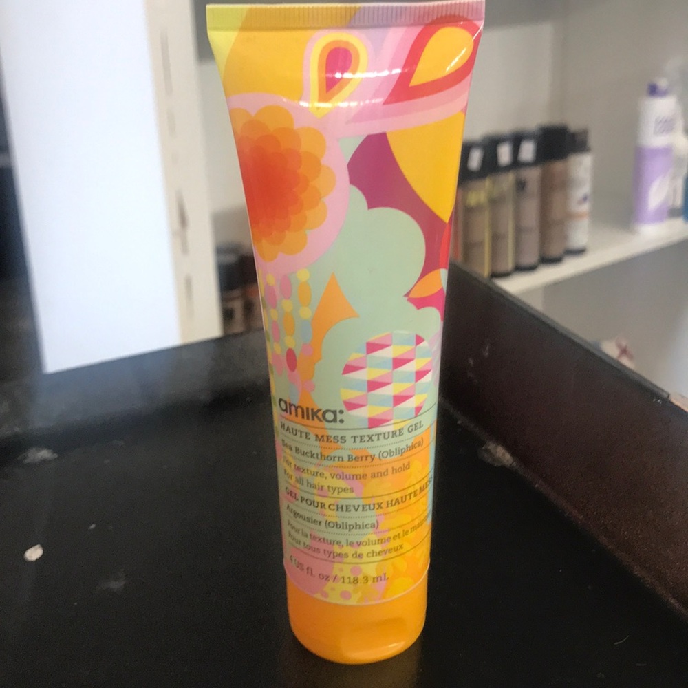 Amika haute mess texture gel